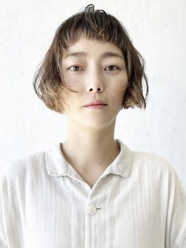 ザヘアメイクシェア(THE -HAIR MAKE SHARE-) ラフ感がお洒落☆大人のオン眉+ミニボブ