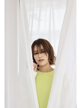 ヒストリア(HISTORIA) 大人ミディアムヘアー