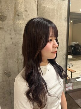ヘアーアンドメイク ファット(Hair&Make PHAT) 20代30代人気韓国風レイヤーカット小顔ブラウン顔周りカット