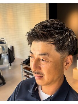 シード(SEAD) ツーブロフェードビジネスショート