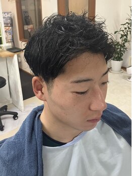 オザキ(OZAKI)の写真/【元町駅徒歩7分】理容室ならではのシェービングで身だしなみの印象UP！いつでも清潔感ただよう男性に♪