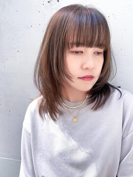 ローランド(Rowland) レイヤーカット☆ぱっつん前髪☆ベージュカラー