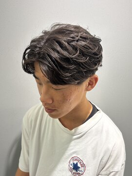 フライ 東通り店(Frei) フェザーパーマ