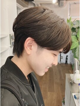 レタッチバイフィフス(RETOUCH by fifth) 原宿ニュアンスパーマ毛流れセンターパート大人色気ビジネスヘア