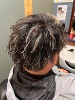 スタンドバーバー 柏(STAND BARBER)&nbsp;MEN’S HAIR/サーフカール/刈り上げセンターパート/<理容室>