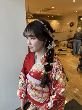 ルッツ(Lutz. hair design) サイド編み下ろし 0112