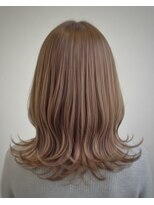 アンドモア(and MORE) くびれ外ハネスタイル