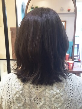 ロンド ブランシュ 錦糸町北口(Lond blanche) スモーキーマットアッシュ☆外ハネスタイル【担当シバタ】