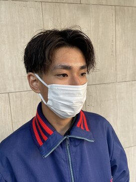 モア 下通店(MORE) センターパート/ツイスパ/刈り上げ