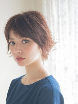 オジコロジ(ojiko.roji) ☆月曜日も営業☆【ojiko.】オトナ女性の外ハネショート