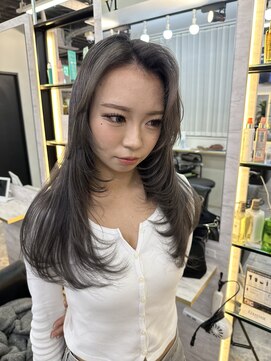 ラピス 千葉(Lapis) Moody Black × Layer cut