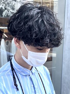 リット×ベリエ(Lit.×belier) 鹿児島波巻きパーマツイストスパイラルパーマシャドウパーマ30代