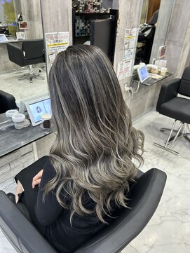 トゥルークリエイション 新越谷(True Creation) バレイヤージュ