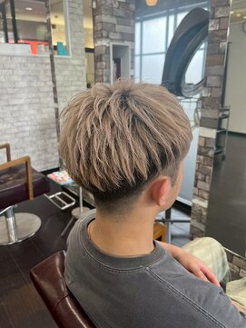 ヘアーメイク ロージー 北18条店(HAIR MAKE ROSY) 波巻きツイストスパイラルパーマツーブロック刈り上げ