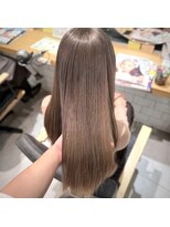 ミエルヘアーエスト 新宿店(mielhair est)&nbsp;ミルクティーグレージュ　デザインカラー