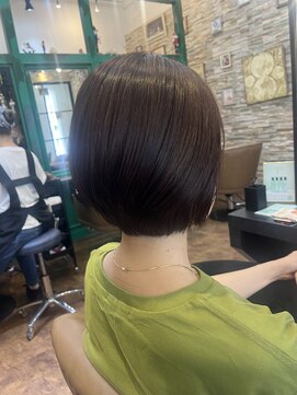 ヘアーラウンジ アンフィ 井土ヶ谷(Hair Lounge Anphi) シンプルショート