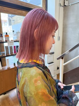 マッシュ 北堀江(MASHU) ダブルカラー ブリーチ ハイトーン ボブ ピンク