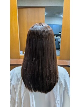Hair-make YAMAUE【山植美容室】の写真/大人女性のくせ毛に寄り添う、柔らかサラサラ縮毛矯正♪毎日が楽になる上質ストレート体験を★