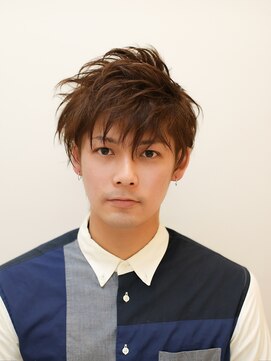 エコー フルール(ecco fleur) スパイキーなショートはハンサム仕立ての王道スタイル