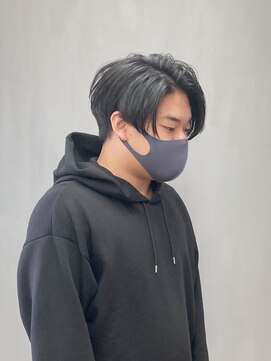 トップヘアー 総社店(TOP HAIR) ソフト刈り上げショート _ グレイアッシュ