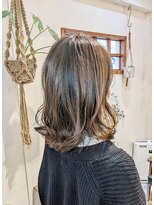 ツムグ(tsumugu)&nbsp;【tsumugu寺田町】韓国風くびれミディ×オリーブカラー