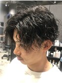 スパイラルパーマショートレイヤーソフトツーブロック