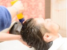 『頭皮ヘッドスパ』《最高級イーラルスパで心身ともに癒されます》