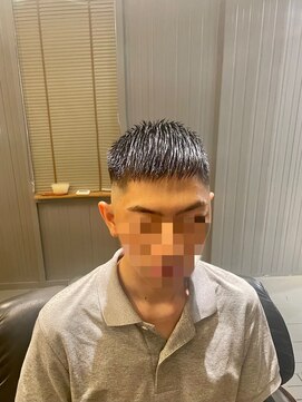 ヤード(YARD) スキンフェード×クロップ