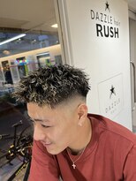 ダズルヘアラッシュ(DAZZLE hair RUSH)&nbsp;スキンフェード×ツイストパーマ×ハイライト