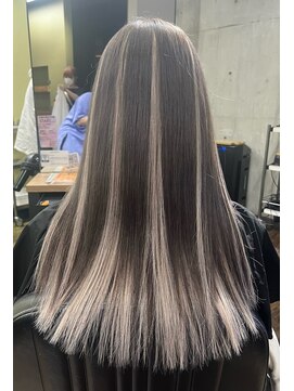 ガルボ ヘアー(garbo hair) #ハイトーン#デザインカラー#10代#20代#高知
