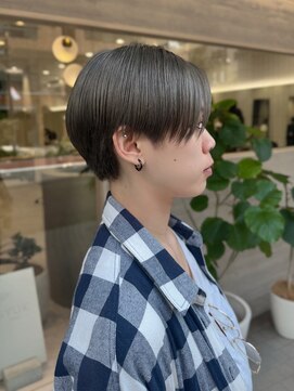 シュク 高円寺(SYUK) 加藤【高円寺】ハンサムショート/シルバーグレージュ/ブリーチ