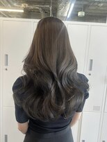 アリュウル 表参道 青山(Allure) オリーブベージュ× レイヤーカット◯ KAKO