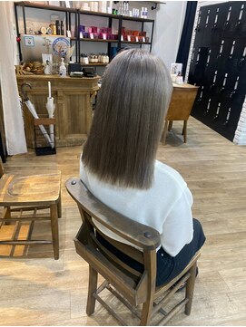 レベッカ(REBECCＡ by CURACION) silver gray.＊°