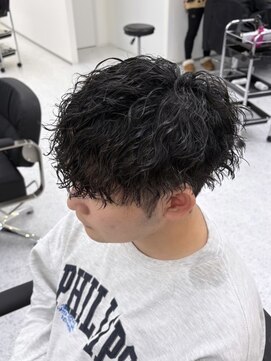 メンズカット リア(Men’s cut riah) ツイストスパイラルパーマツイストパーマメンズパーマ刈り上げ