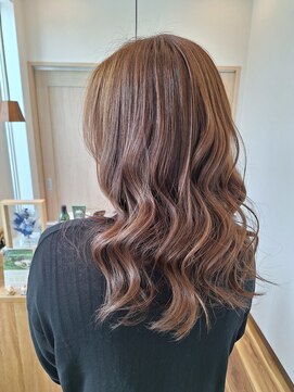 インディビジュアル(individual) ハイトーンカラー☆ふんわり巻き髪