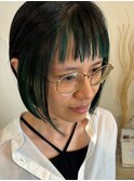 ハイライトカラーエッジィグリーンボブ