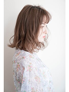 トッカ 町田店(tocca) きりっぱなし抜け感ボブ