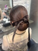 ビゼ 梅田(BIZE)&nbsp;タイトシニヨン×ロープ編み♪♪