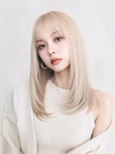 ミシェリー(misherry)&nbsp;ケアブリーチ×ハイトーン×すっきりまとまるミディアムレイヤー