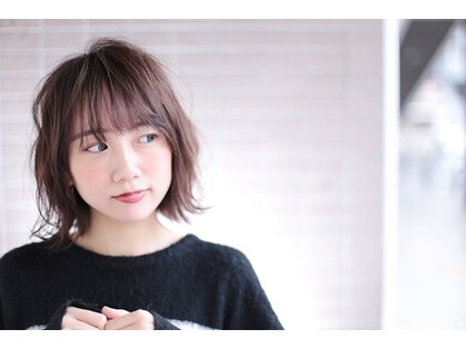 カムシーサード(Comese' third)の写真