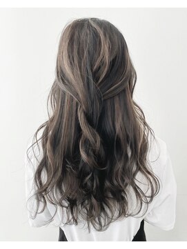 アライブ キチジョウジ(ALIVE Kichijoji) アッシュグレージュ大人ハイライト