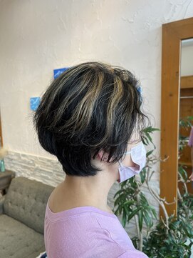 ヘアーアンドメイク エクリ 不動前店(Hair&Make equri) 【目黒不動前】白髪ぼかしデザインカラー・ハイライトカラー