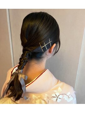 ヒビ(HIBI) タイトヘアアレンジ