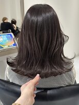 スティロ(stylo)&nbsp;レイヤーカットハイライトショートヘアイルミナカラーオージュア