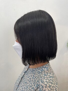 リリー LILY ヘアー メイク HAIR アンド & MAKE 20代30代40代秋ヘアー＊大人可愛い前下がりボブ切りっぱなし