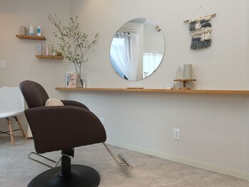 アトリエ スイ(atelier sui.)の写真/【中村区橋下町】女性スタイリストによるマンツーマンサロン。大人女性の髪質改善をお届け◇駐車場完備◎