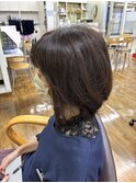 大人女性の白髪ぼかし×外はね