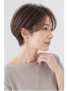 アースオーセンティック 小平店(EARTH Authentic) 耳掛け美シルエットショート