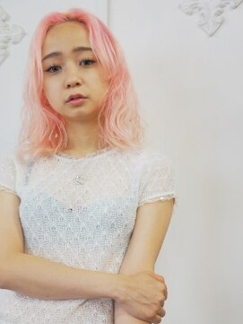 ブロック ジャポン(bloc japon) ピンクヘア×モテストリート×イノセントなガーリーミディアム