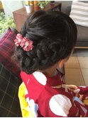 お子様アップヘアー